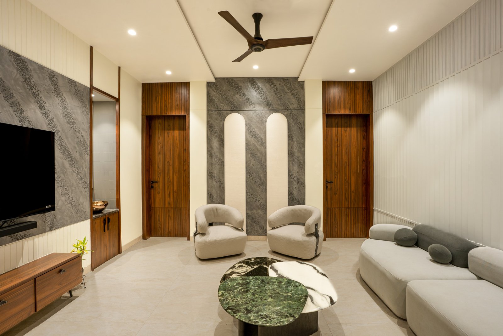 Ravi Pahuja Residence — Modern Contemporary Living