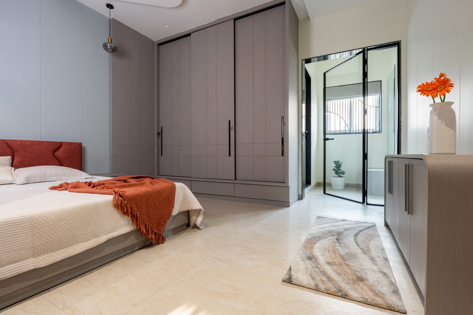 Ravi Pahuja Residence — Modern Contemporary Living