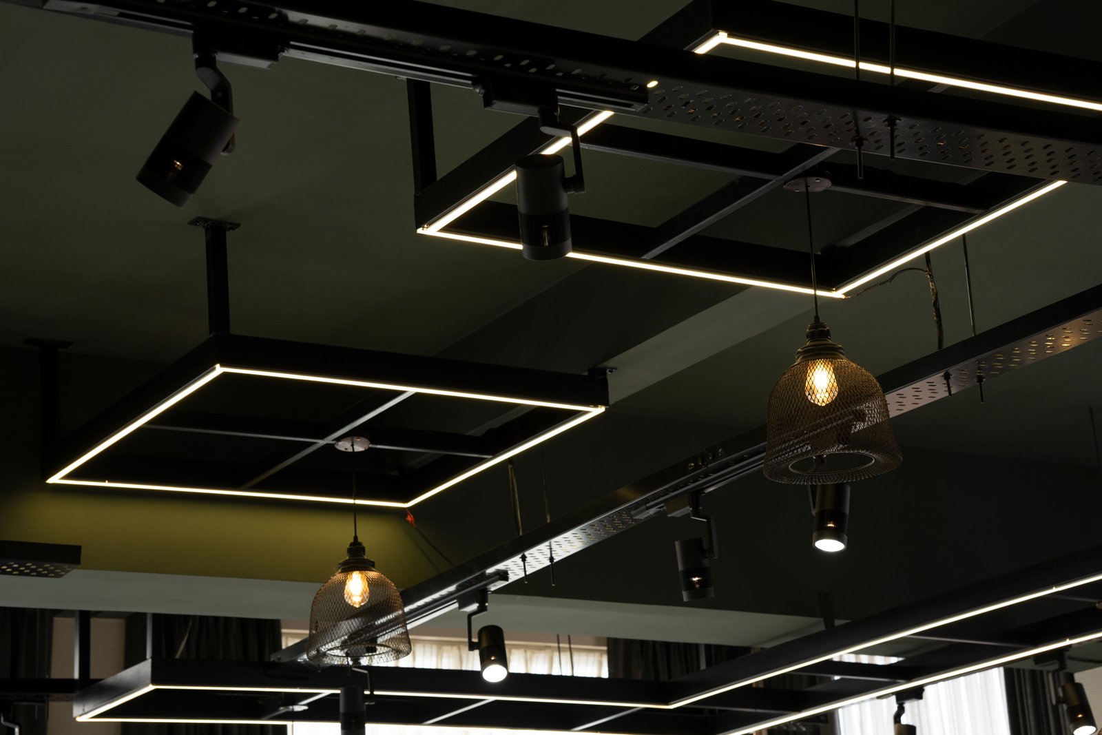 Khana Kothi — Fine Dining & Hospitality Concept
