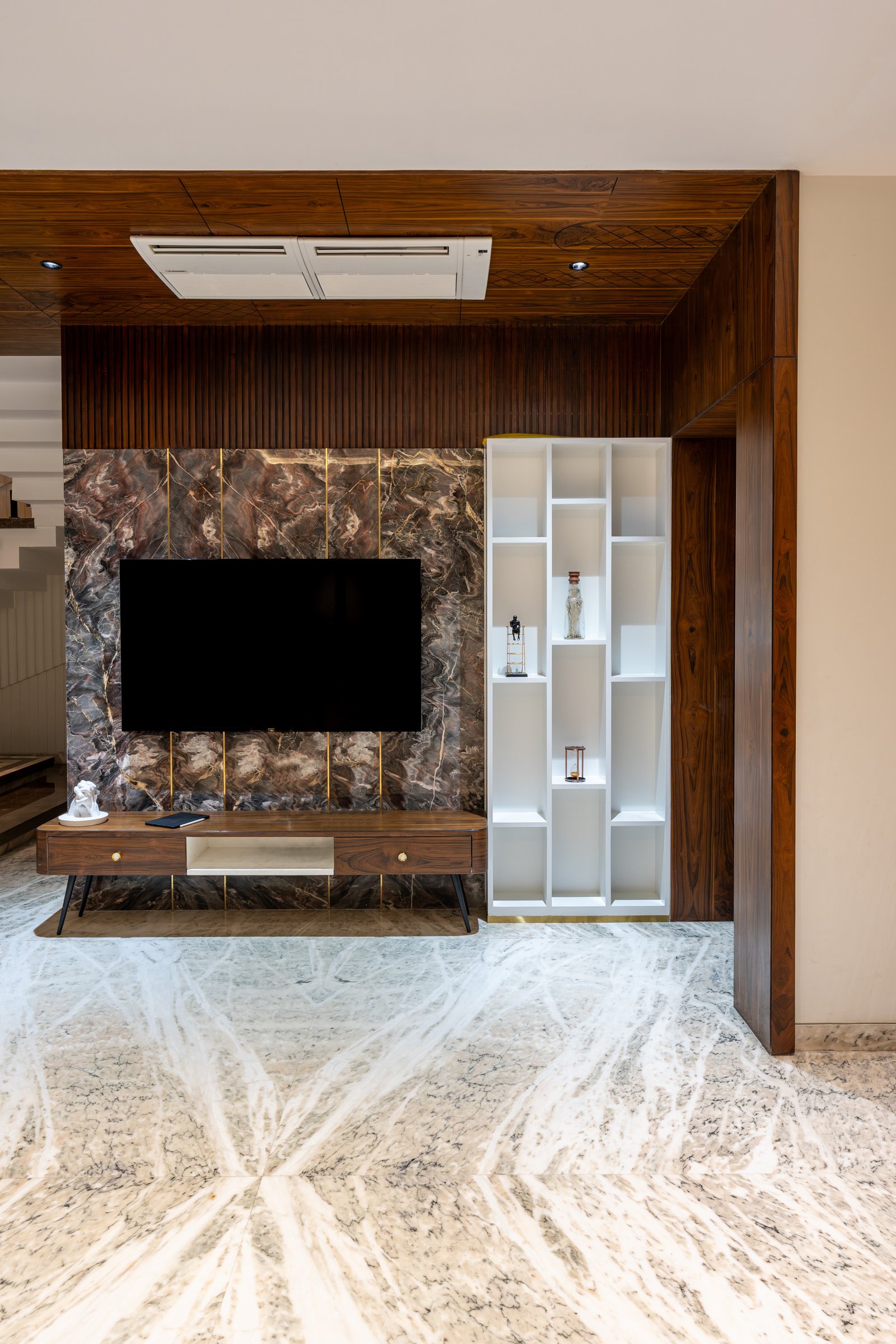 Nitesh Agrawal Residence — Contemporary Duplex Villa